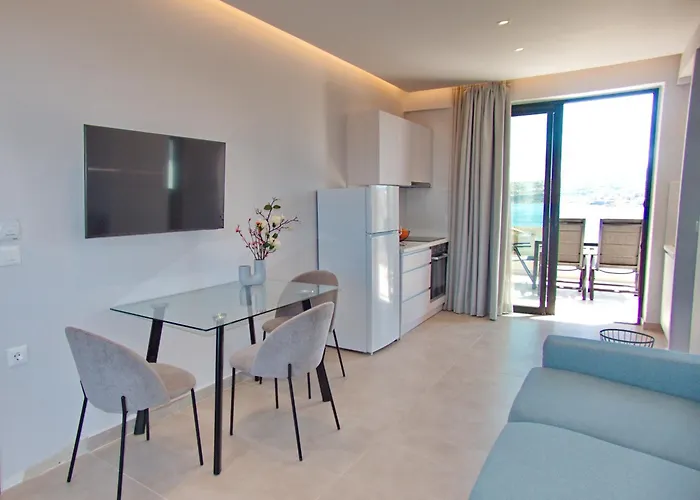 Bay View In Town Διαμέρισμα *